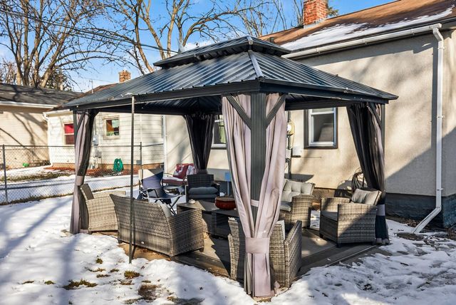 2069 Manitou Avenue, Saint Paul, MN 55119