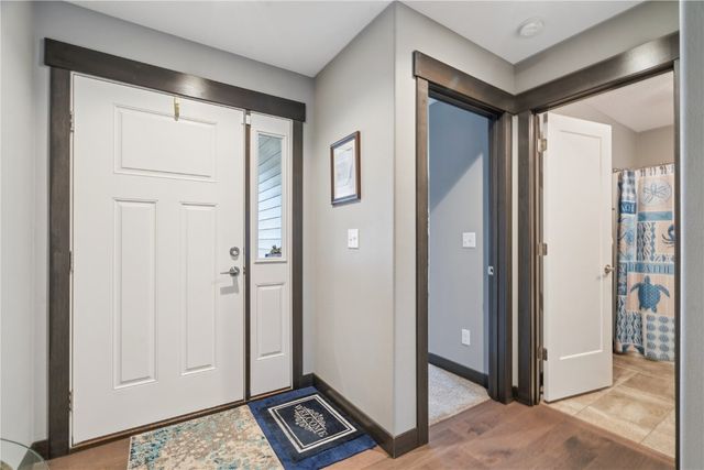 4048 Lakeview Drive SW, Cedar Rapids, IA 52404