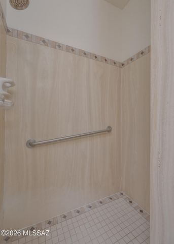 1811 N Camino De La Cienega, Tucson, AZ 85715