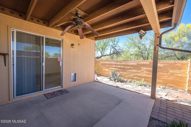 1811 N Camino De La Cienega, Tucson, AZ 85715