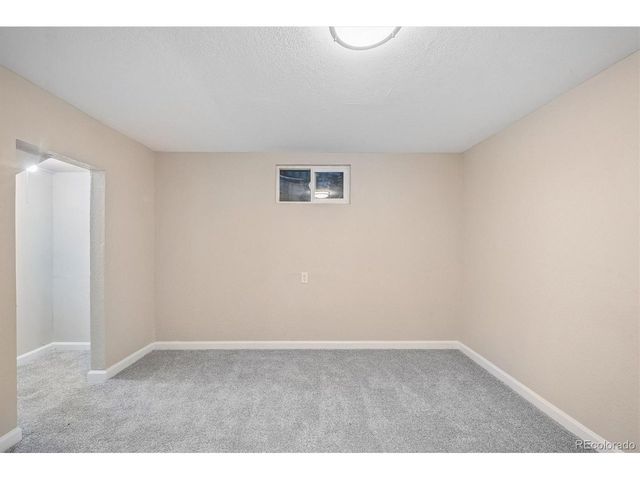 3065 Wheeling St, Aurora, CO 80011