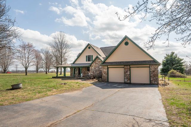 2405 S Farm Road 107, Springfield, MO 65802