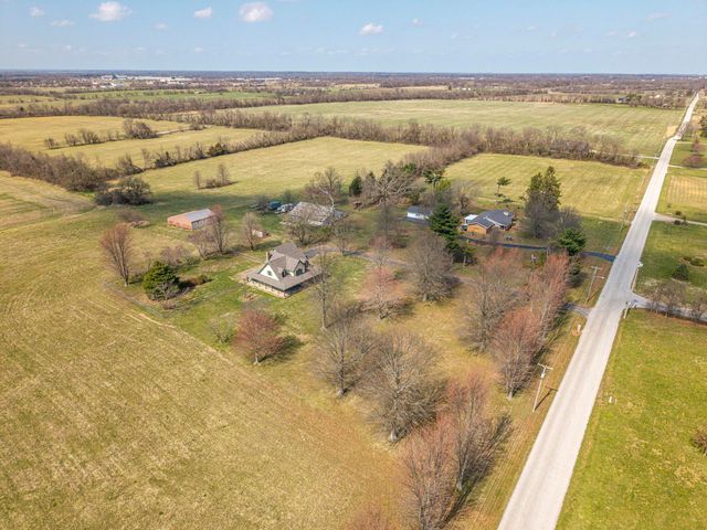 2405 S Farm Road 107, Springfield, MO 65802