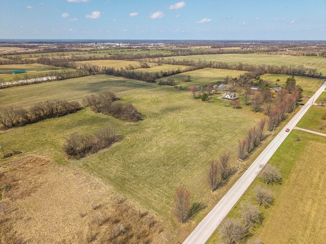 2405 S Farm Road 107, Springfield, MO 65802