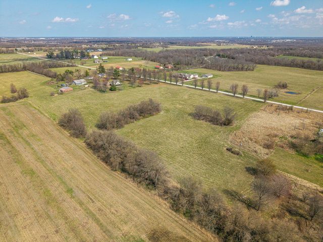 2405 S Farm Road 107, Springfield, MO 65802