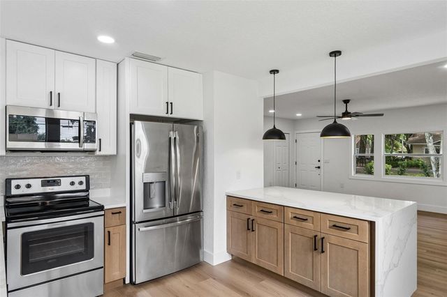 1910 CURRY FORD ROAD, Orlando, FL 32806