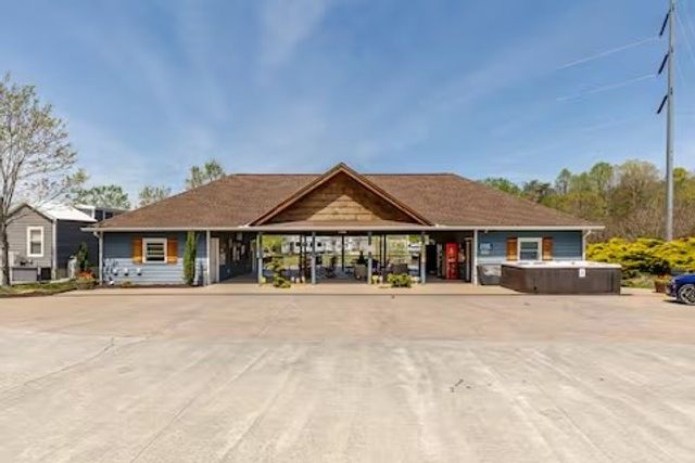 166 Mountain Meadows Drive, Morganton, GA 30560