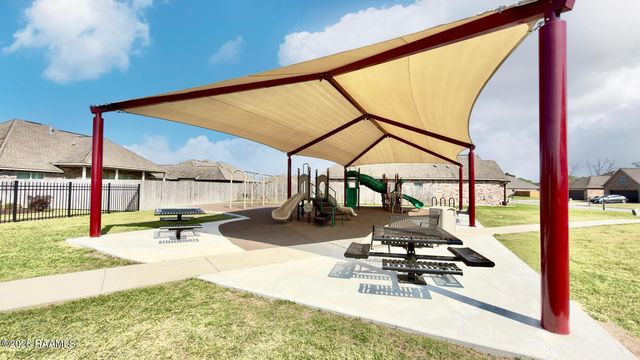 612 Bay Meadow Lane, Lafayette, LA 70507