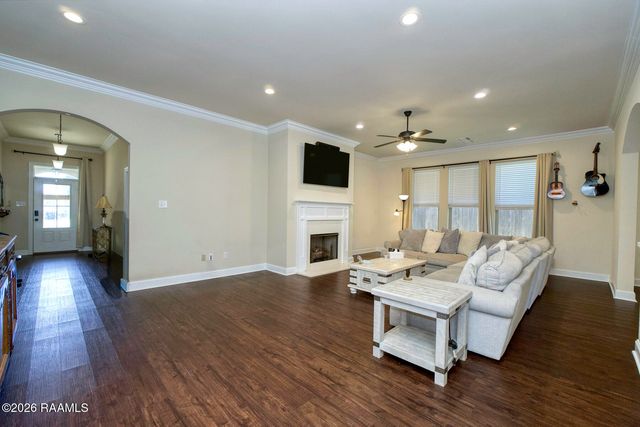 612 Bay Meadow Lane, Lafayette, LA 70507