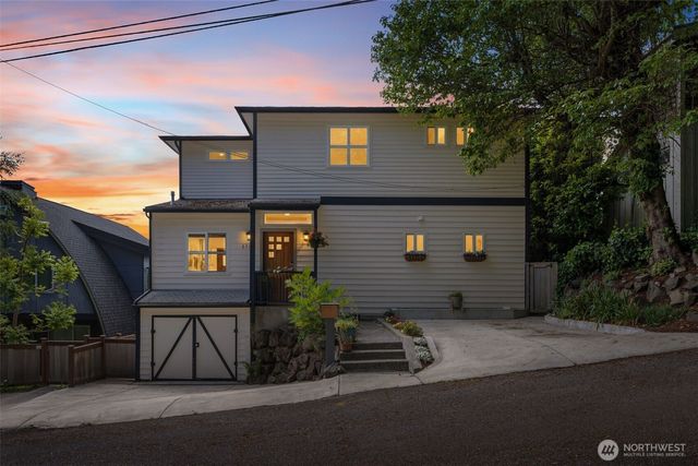 6321 Atlas Place SW, Seattle, WA 98136