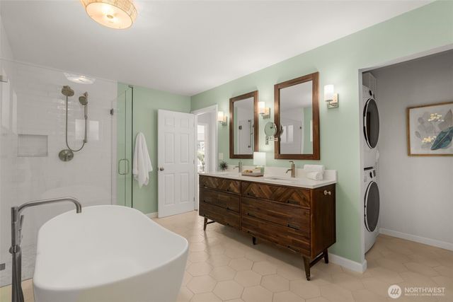 6321 Atlas Place SW, Seattle, WA 98136