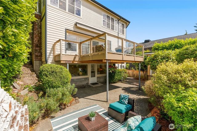 6321 Atlas Place SW, Seattle, WA 98136