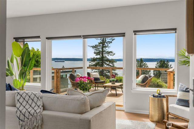 6321 Atlas Place SW, Seattle, WA 98136