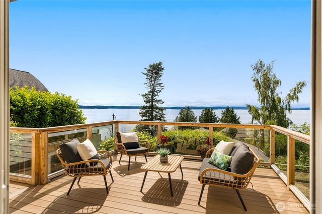 6321 Atlas Place SW, Seattle, WA 98136