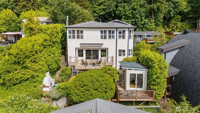 6321 Atlas Place SW, Seattle, WA 98136