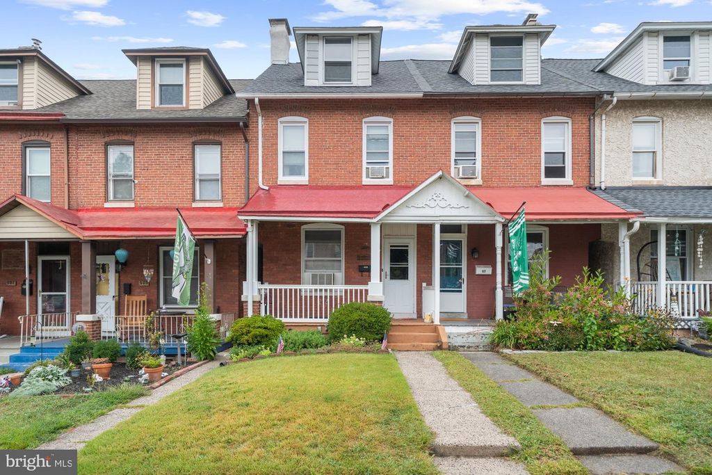 403 1ST AVE, Phoenixville, PA 19460