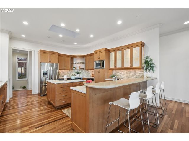 1937 Nw TIVOLI Ln, Portland, OR 97229