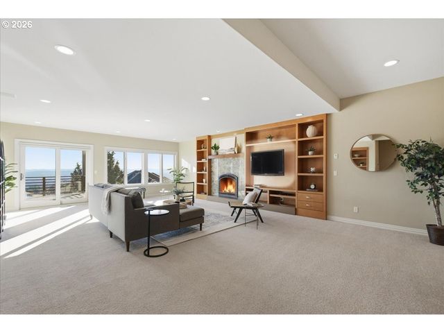 1937 Nw TIVOLI Ln, Portland, OR 97229