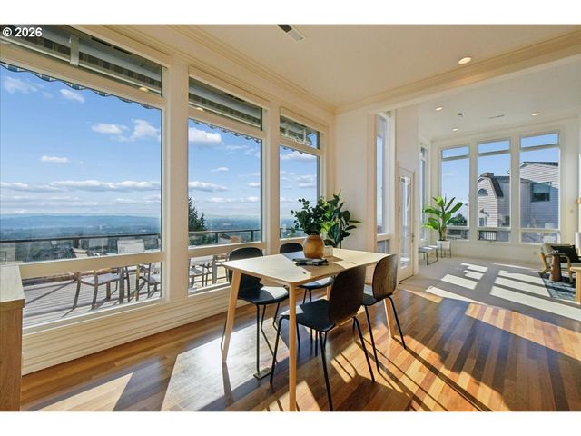 1937 Nw TIVOLI Ln, Portland, OR 97229