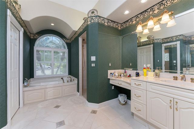 12109 SW KINGSWAY CIRCLE, Lake Suzy, FL 34269