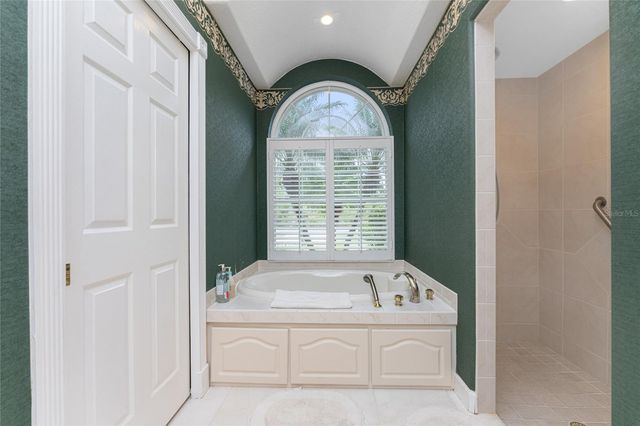 12109 SW KINGSWAY CIRCLE, Lake Suzy, FL 34269