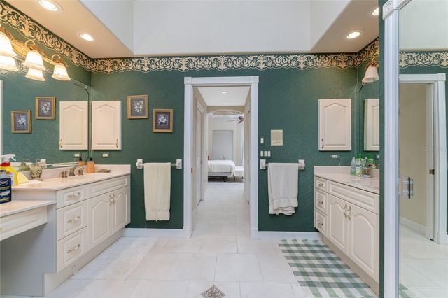 12109 SW KINGSWAY CIRCLE, Lake Suzy, FL 34269