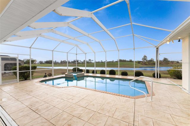 12109 SW KINGSWAY CIRCLE, Lake Suzy, FL 34269