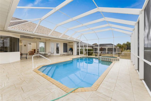 12109 SW KINGSWAY CIRCLE, Lake Suzy, FL 34269