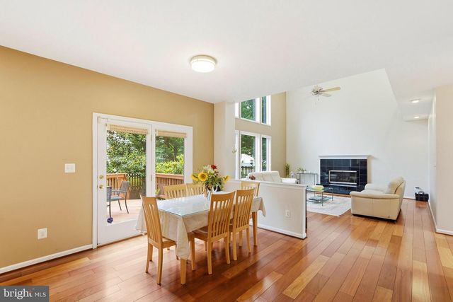 43648 INTREPID ST, Chantilly, VA 20152