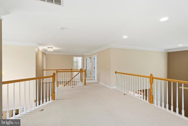 43648 INTREPID ST, Chantilly, VA 20152