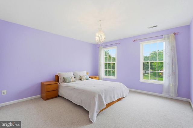 43648 INTREPID ST, Chantilly, VA 20152