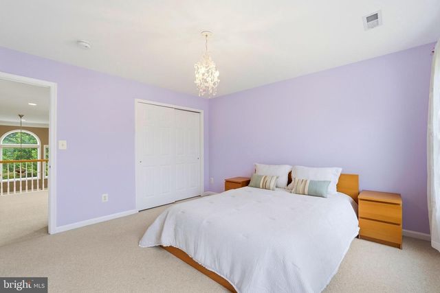 43648 INTREPID ST, Chantilly, VA 20152