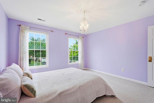 43648 INTREPID ST, Chantilly, VA 20152