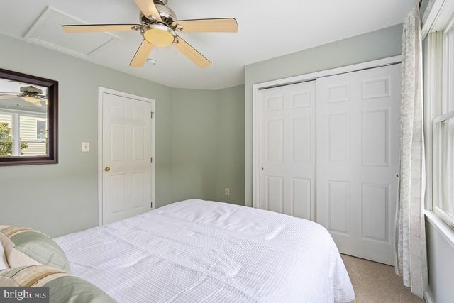43648 INTREPID ST, Chantilly, VA 20152