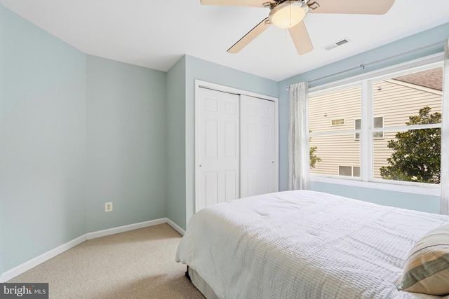 43648 INTREPID ST, Chantilly, VA 20152