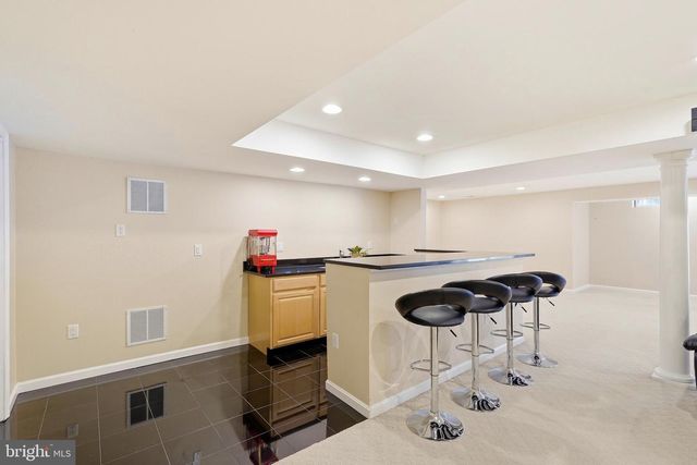 43648 INTREPID ST, Chantilly, VA 20152