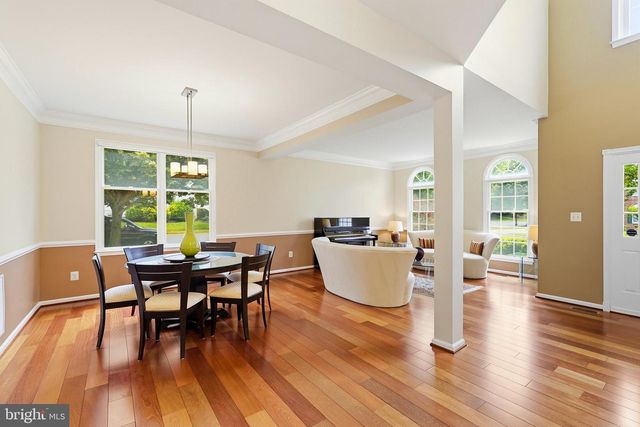 43648 INTREPID ST, Chantilly, VA 20152