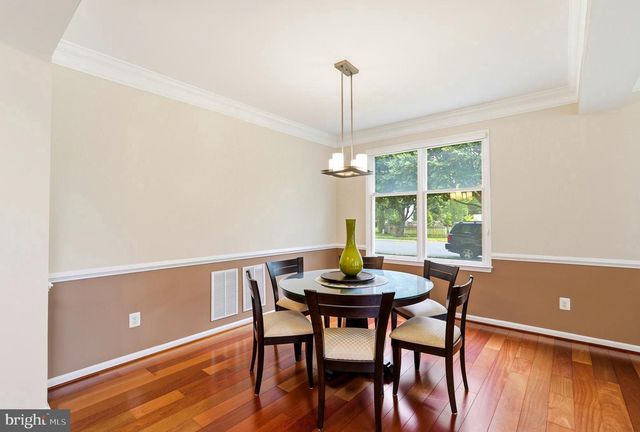 43648 INTREPID ST, Chantilly, VA 20152