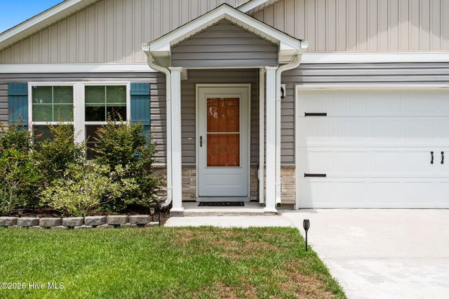 2642 Provence Drive SE, Bolivia, NC 28422