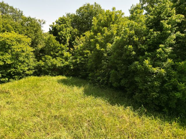 3627 Howard Road, Waxahachie, TX 75165