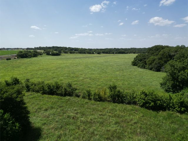 3627 Howard Road, Waxahachie, TX 75165