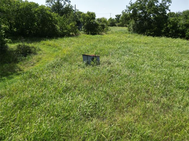 3627 Howard Road, Waxahachie, TX 75165