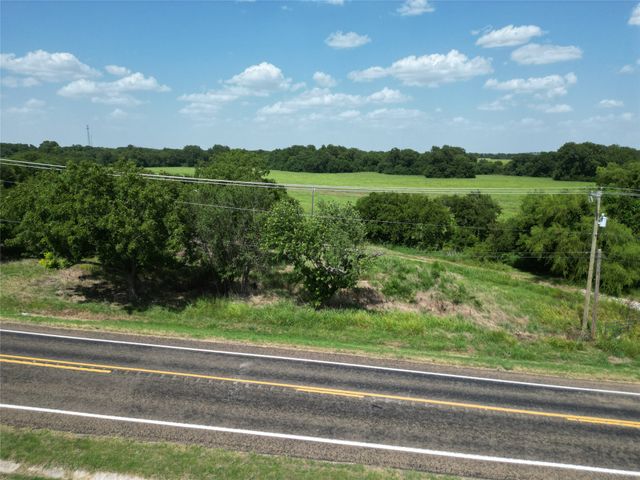 3627 Howard Road, Waxahachie, TX 75165