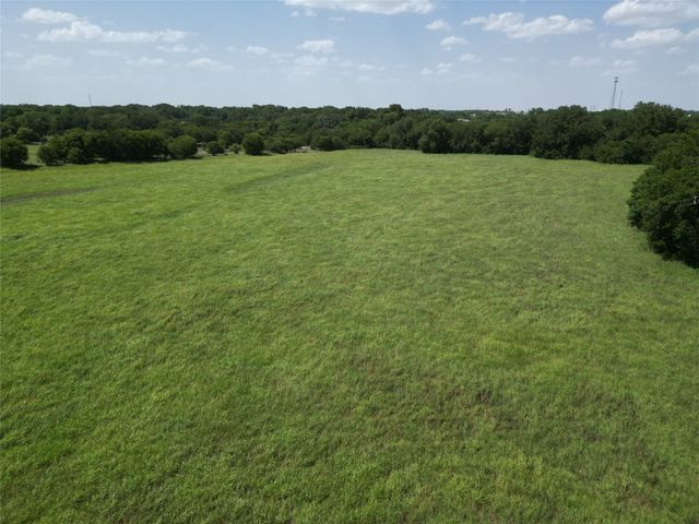 3627 Howard Road, Waxahachie, TX 75165