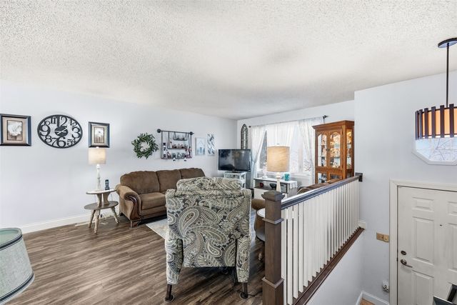 2601 Zika Avenue NW, Cedar Rapids, IA 52405