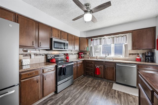 2601 Zika Avenue NW, Cedar Rapids, IA 52405