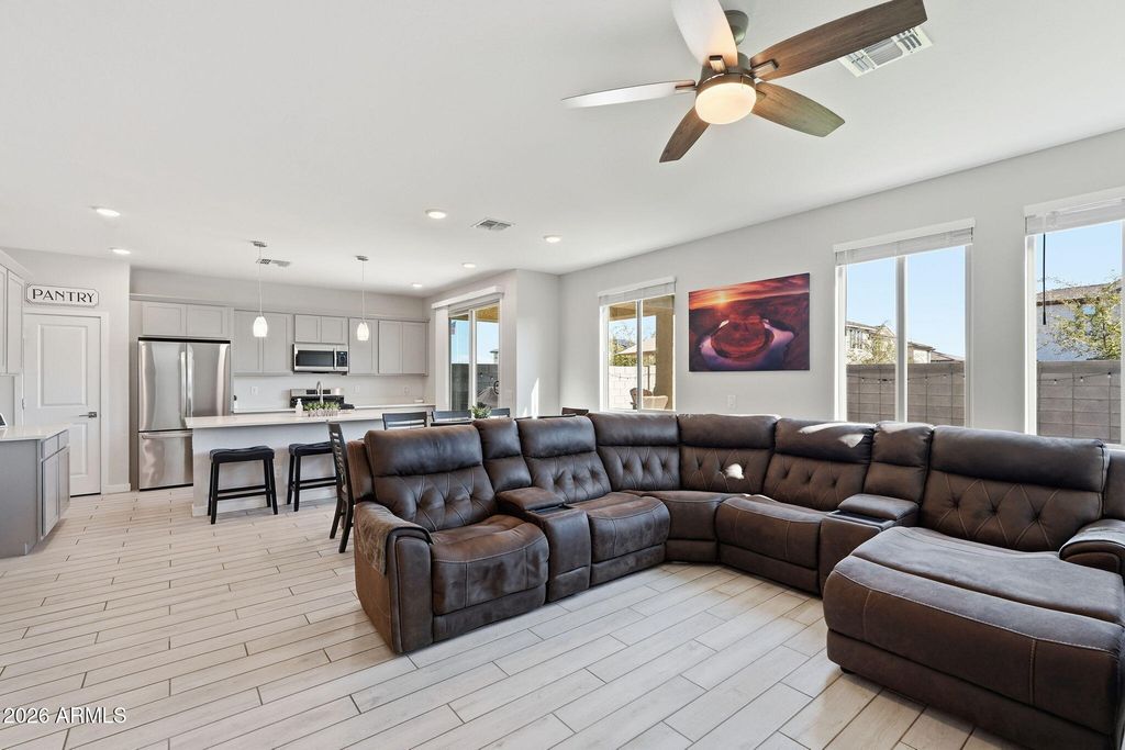 3389 S 180TH Avenue, Goodyear, AZ 85338 — photo 5