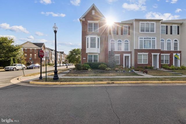 25109 GUNNERY SQ, Chantilly, VA 20152