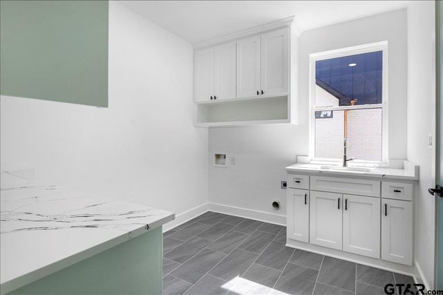 142 County Road 4119, Jacksonville, TX 75766