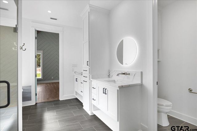 142 County Road 4119, Jacksonville, TX 75766